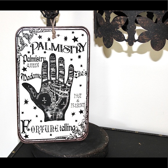 HALLOWEEN PALM READING FORTUNE TELLER WALL SIGN - Picture 1 of 14